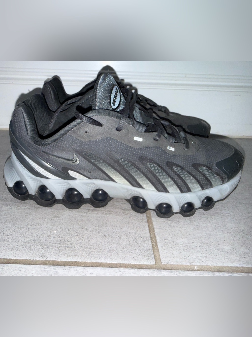 Nike Air Max Dn8 Sz 6.5Y